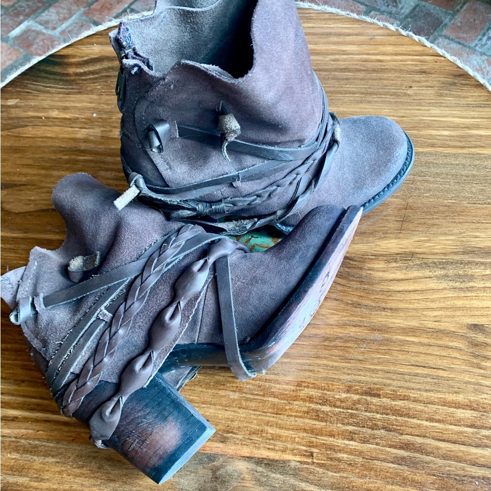 Freebird Cairo Booties Gray SZ 8